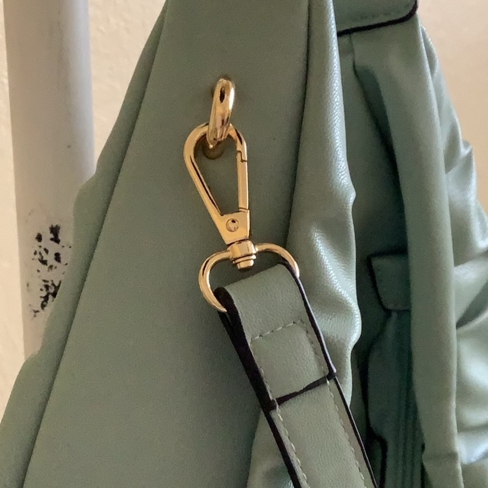 NWOT Purse 👜👜👜 - Picture 3 of 8